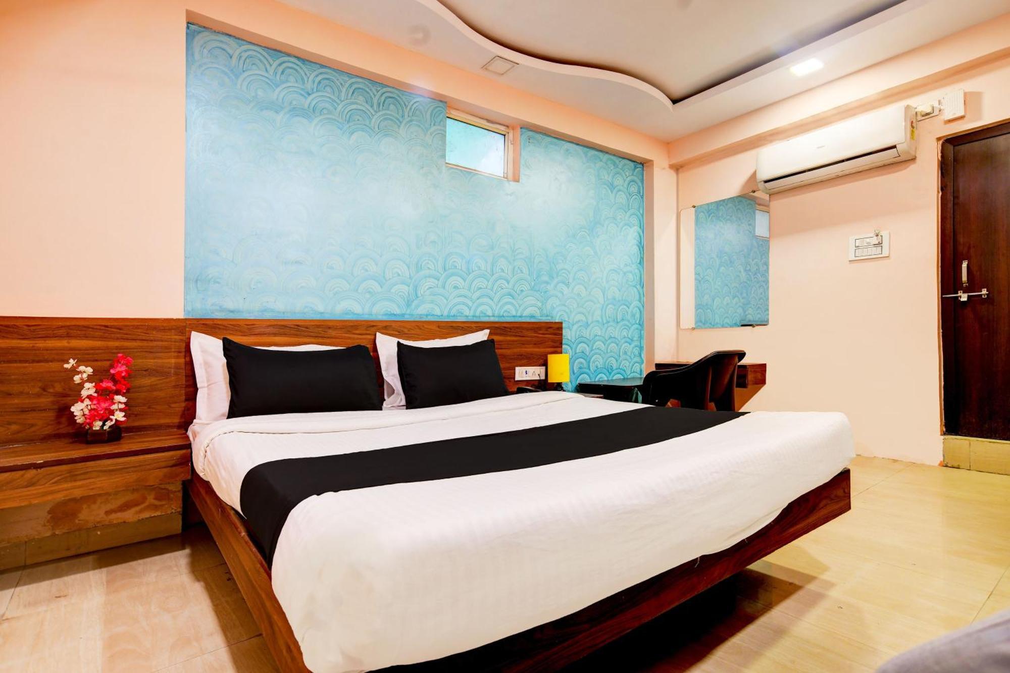 Hotel O Svl Inn Indore Exteriör bild