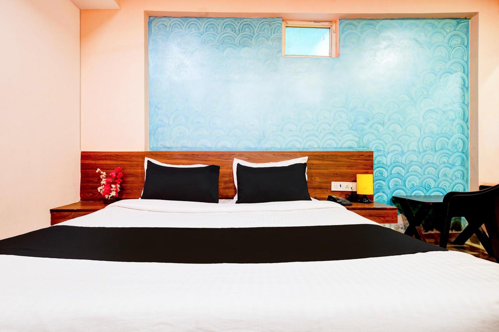 Hotel O Svl Inn Indore Exteriör bild