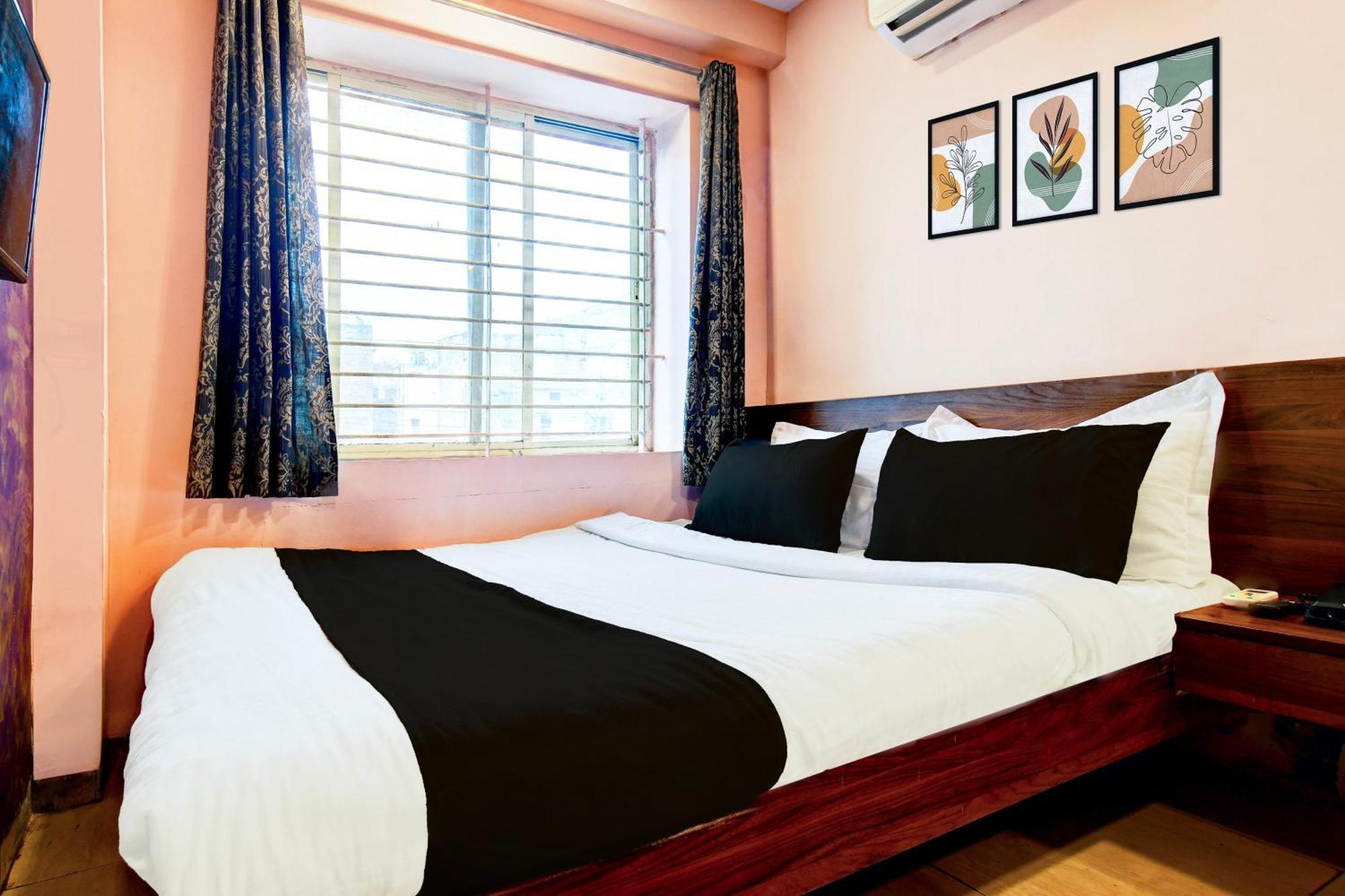 Hotel O Svl Inn Indore Exteriör bild