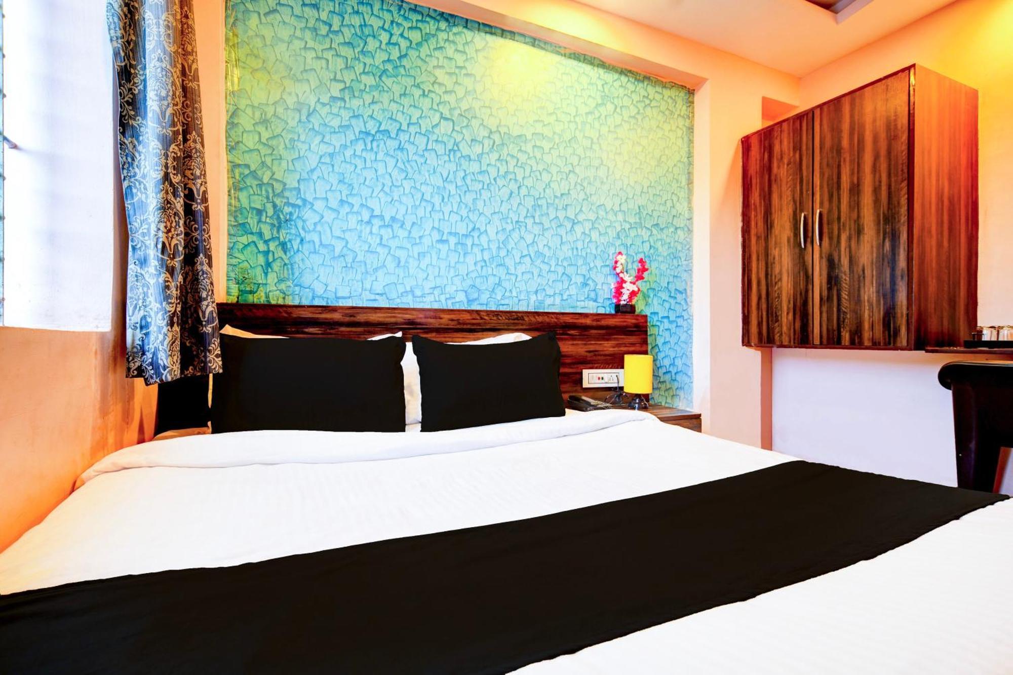 Hotel O Svl Inn Indore Exteriör bild